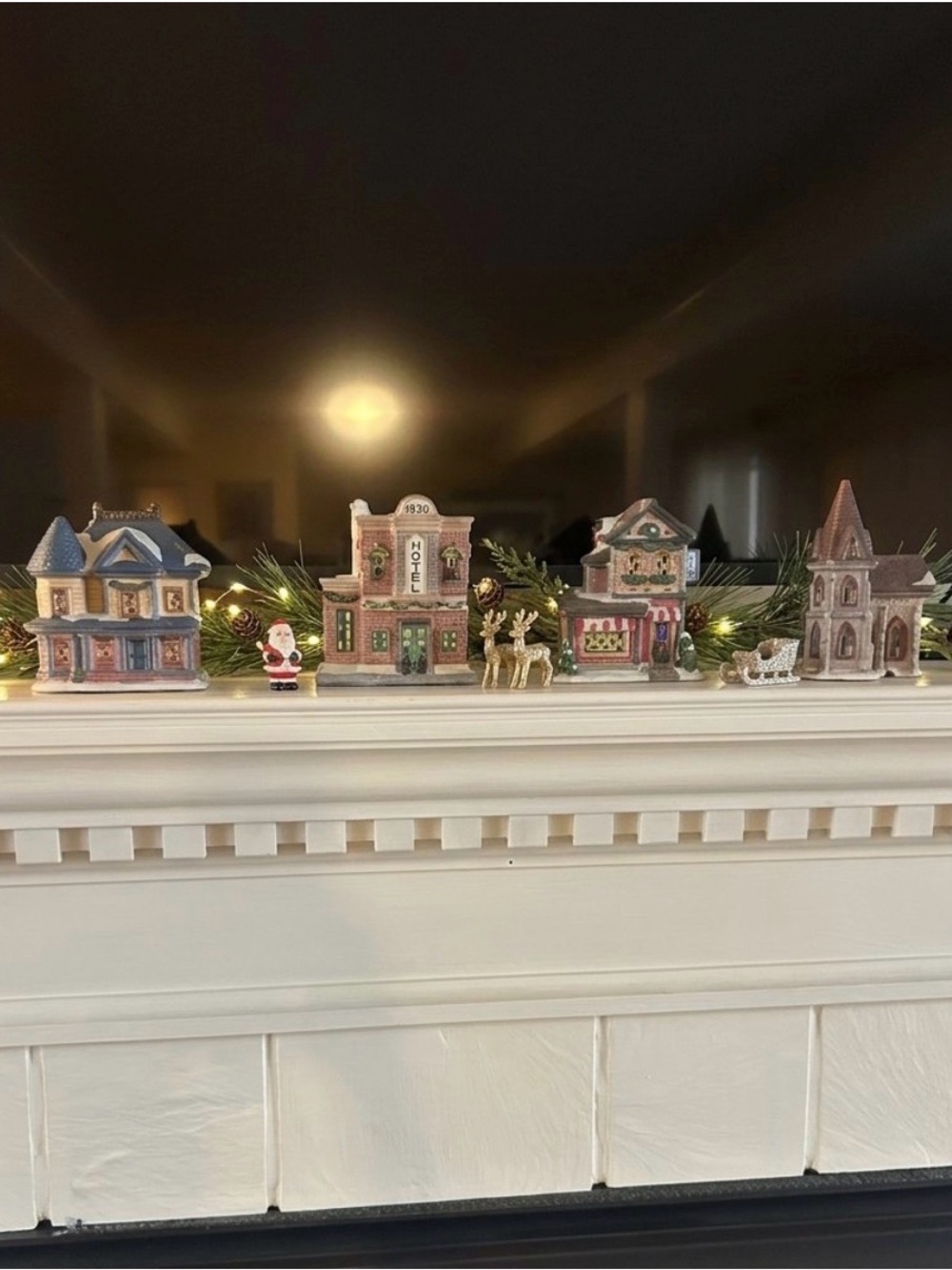 Vintage 5 inch miniature porcelain houses